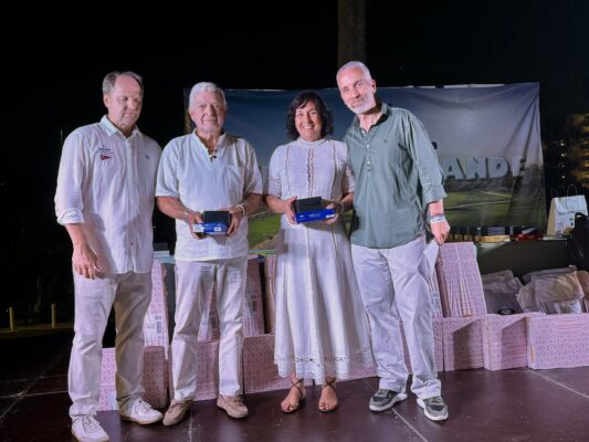 Ganadores de tercera Categoría del Torneo Restaurante del Club: Inmaculada González Siles y Francisco Montes-Jovellar Rovira